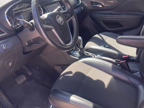 Used 2019 Buick Encore Preferred image 6