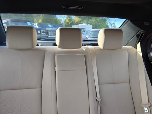 Used 2007 Mercedes-Benz S 550 4MATIC image 17