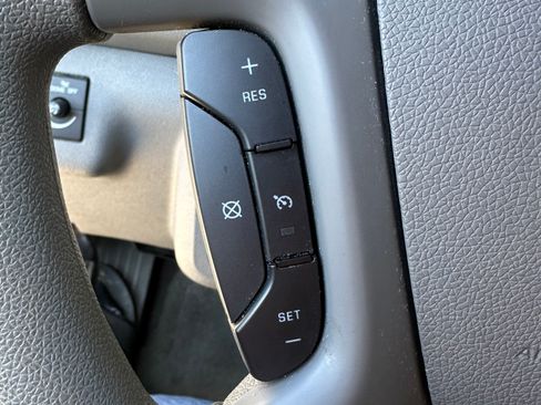 Used 2015 Chevrolet Traverse LS image 15