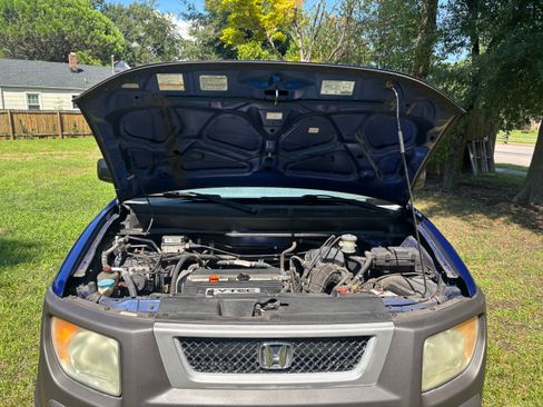 Used 2004 Honda Element EX image 11
