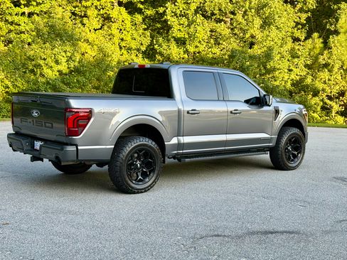 Used 2024 Ford F150 Lariat AWD/4WD image 8