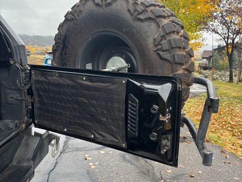 Used 2017 Jeep Wrangler Unlimited Sport w/ Quick Order Package 24S image 9