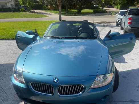 Used 2003 BMW Z4 3.0i RWD image 17