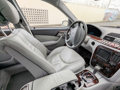 Used 2001 Mercedes-Benz S 500 image 12