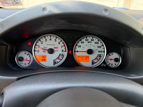 Used 2012 Nissan Frontier PRO-4X w/ Pro-4x Luxury Pkg AWD/4WD image 15