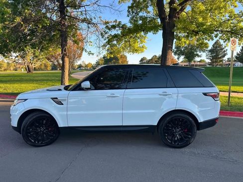 Used 2017 Land Rover Range Rover Sport Supercharged AWD/4WD image 9