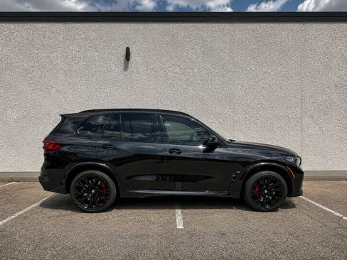 Used 2022 BMW X5 M w/ Competition Package 2 AWD/4WD image 2