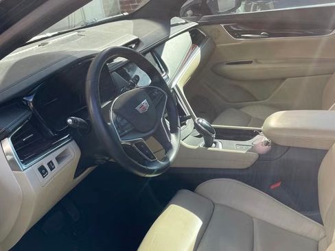 Used 2017 Cadillac XT5 Premium Luxury image 8