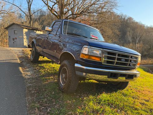 Used 1996 Ford F250 4x4 Regular Cab image 8