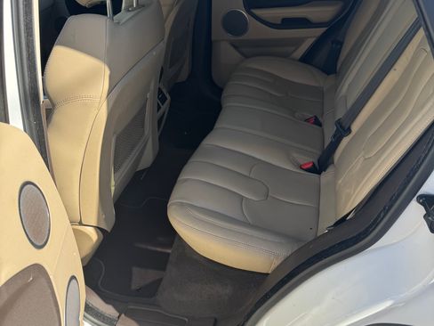 Used 2013 Land Rover Range Rover Evoque Pure Plus image 6