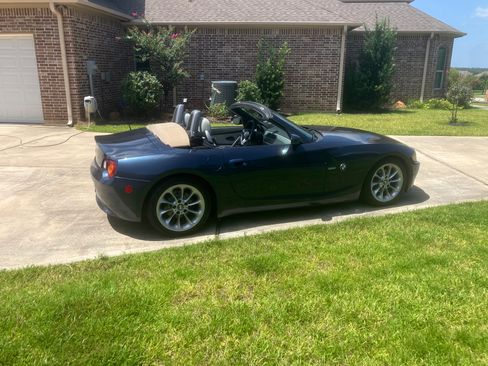 Used 2003 BMW Z4 2.5i image 1