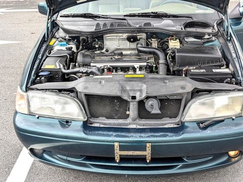 Used 2001 Volvo C70 HT image 11