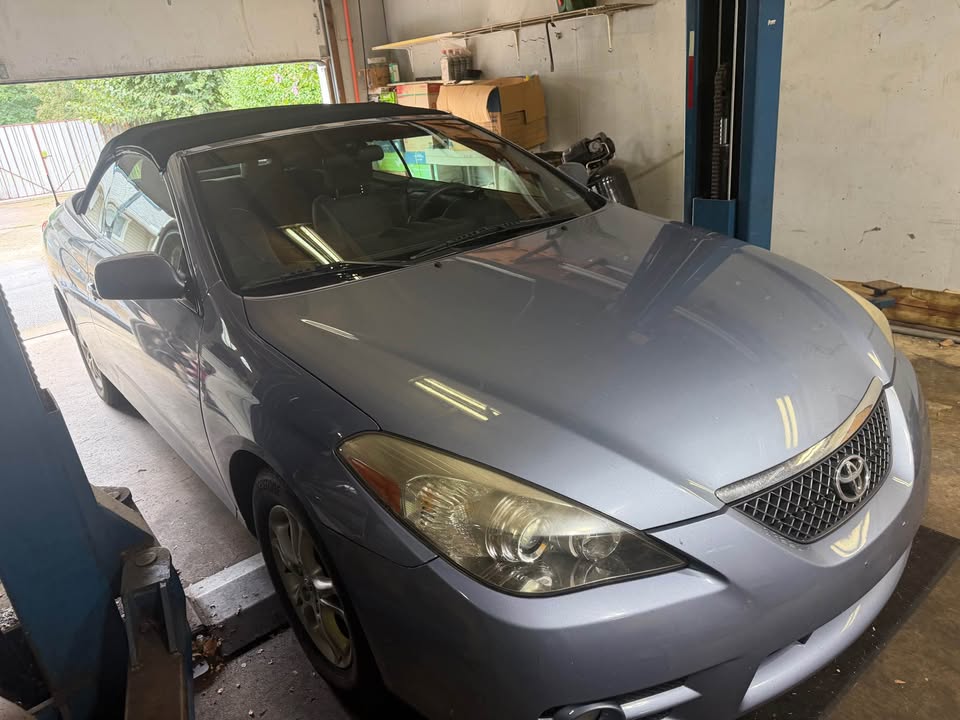 Used 2007 Toyota Solara SE Sport FWD image 2
