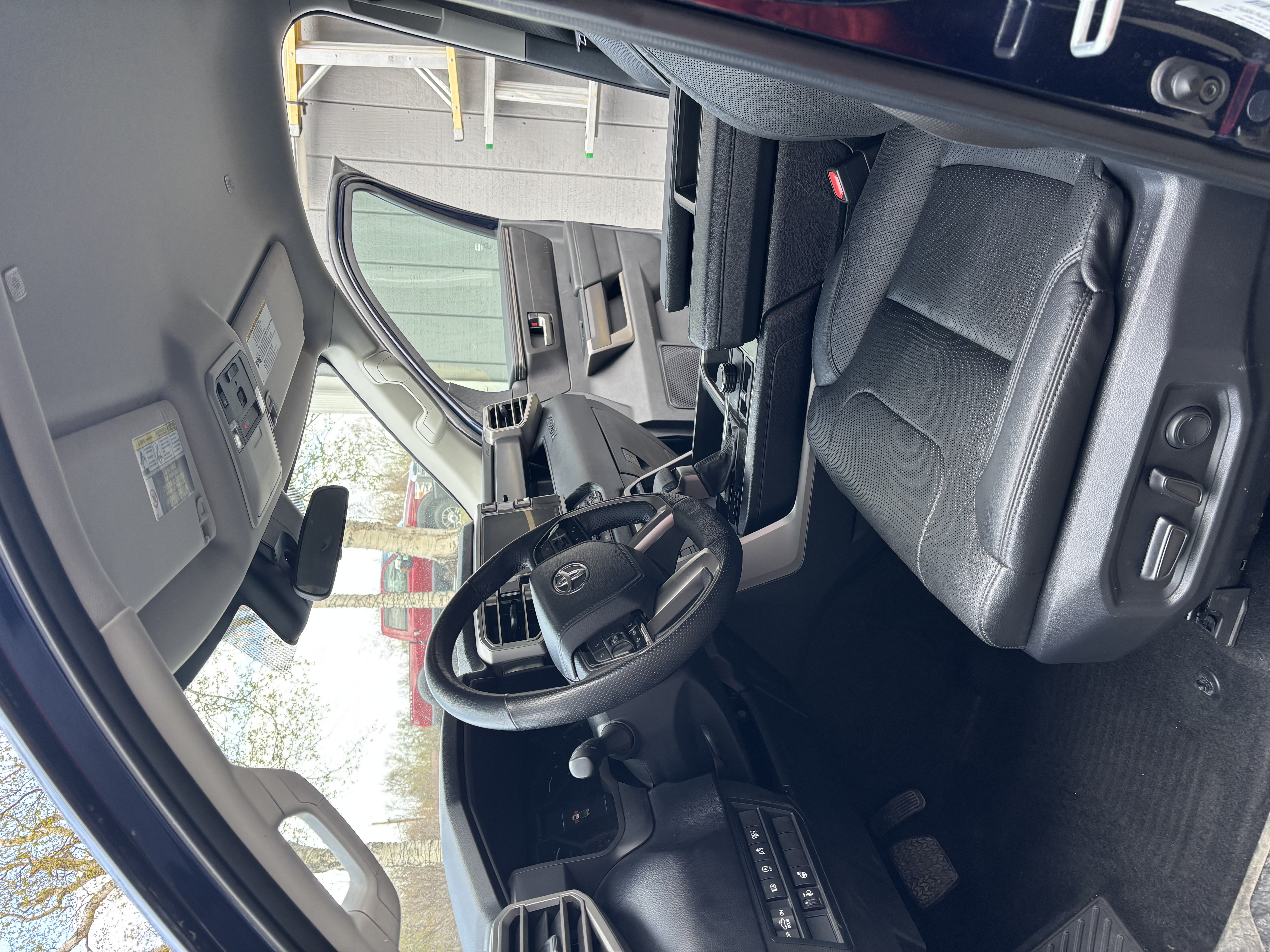 Used 2022 Toyota Tundra SR5 w/ SR5 Premium Package AWD/4WD image 14