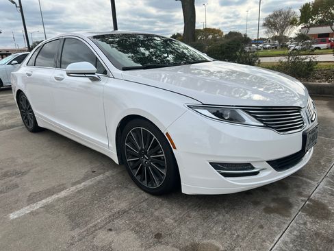 Used 2016 Lincoln MKZ w/ Equipment Group 300A Reserve image 5