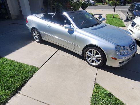 Used 2006 Mercedes-Benz CLK 350 CLK 350 Cabriolet 2D image 1