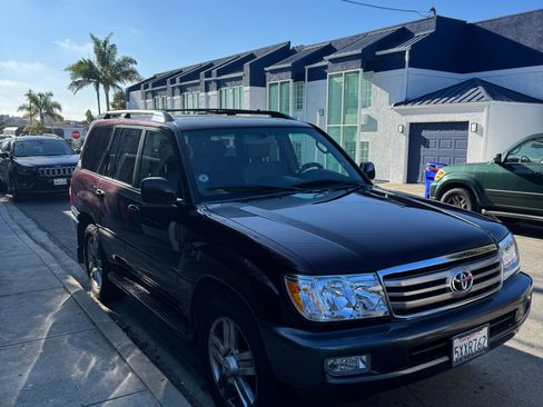 Used 2007 Toyota Land Cruiser image 2