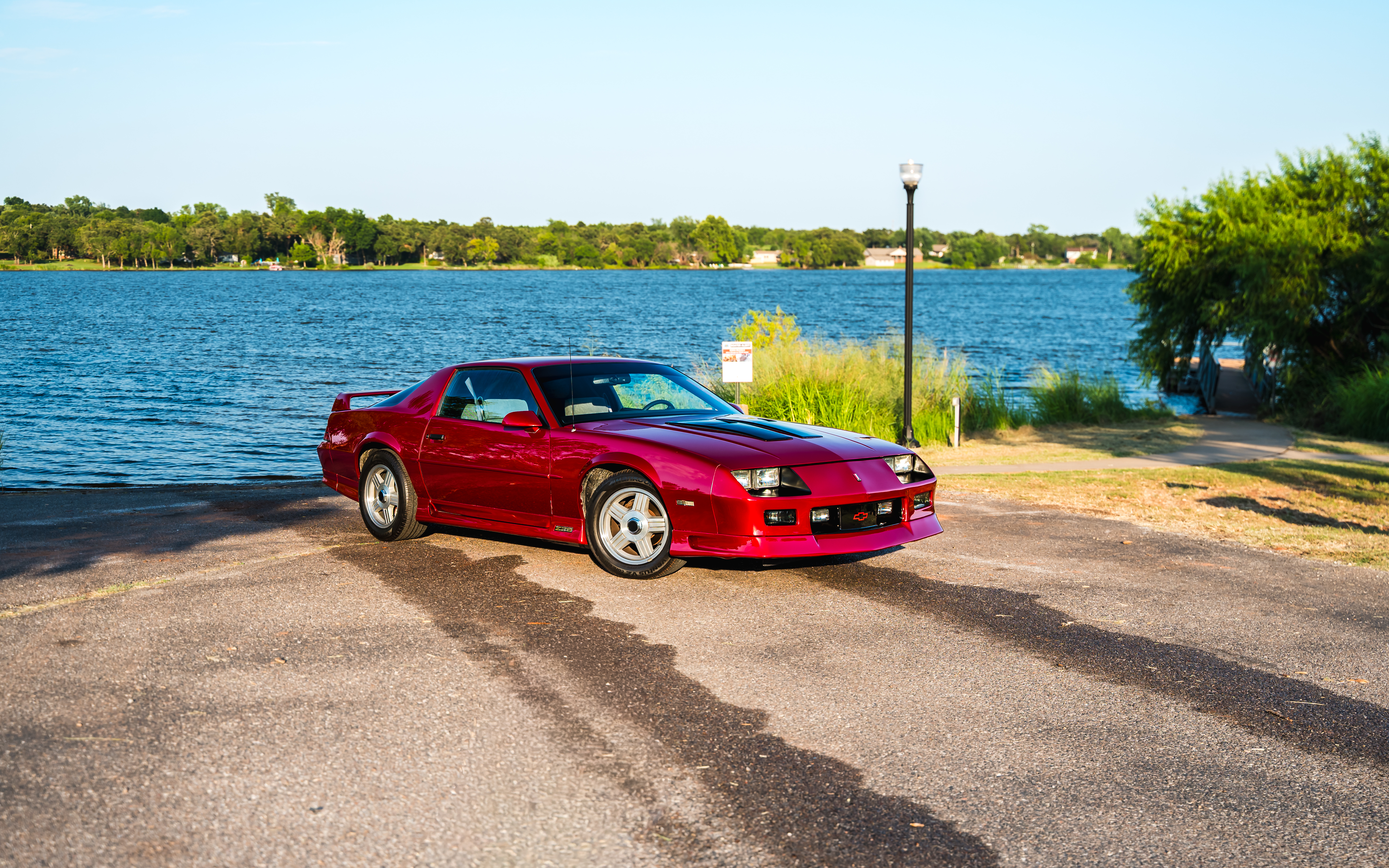 Used 1992 Chevrolet Camaro RS RWD image 13