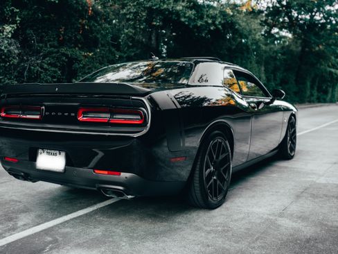 Used 2017 Dodge Challenger R/T Scat Pack image 17