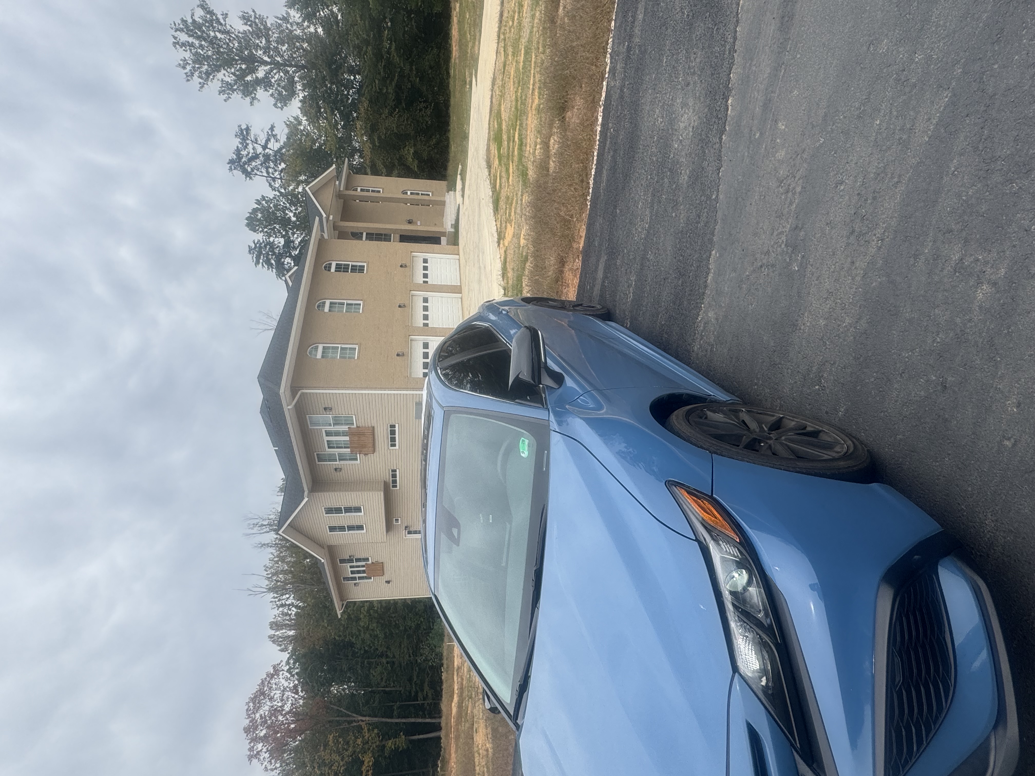 Used 2024 Toyota Camry SE w/ Cold Weather Package FWD image 9