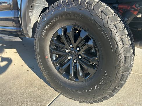 Used 2020 Ford F150 Raptor w/ Equipment Group 802A Luxury image 6