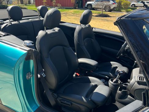 Used 2019 MINI Cooper S image 6