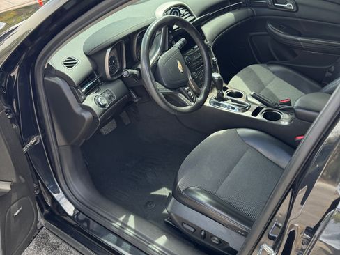 Used 2015 Chevrolet Malibu LT FWD image 10