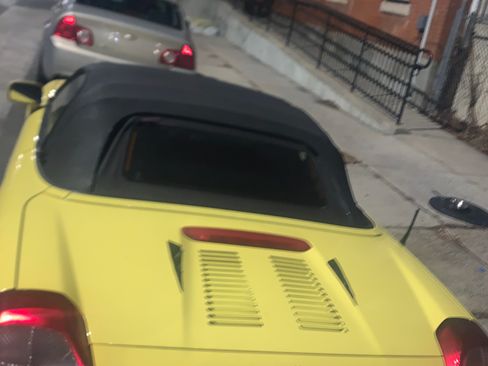 Used 2002 Toyota MR2 image 5