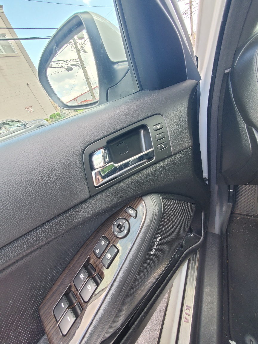 Used 2013 Kia Optima SX w/ Limited Pkg FWD image 12