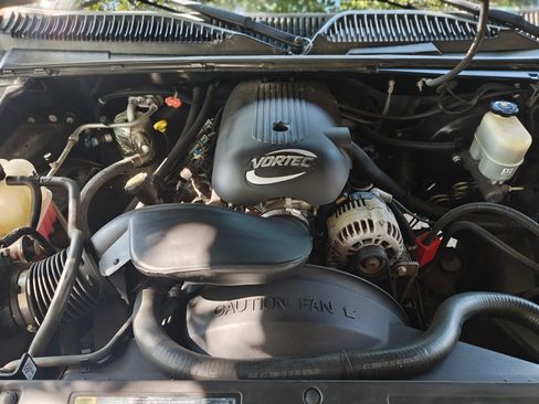 Used 2002 Chevrolet Silverado 1500 LS w/ Electrical Convenience Pkg image 13