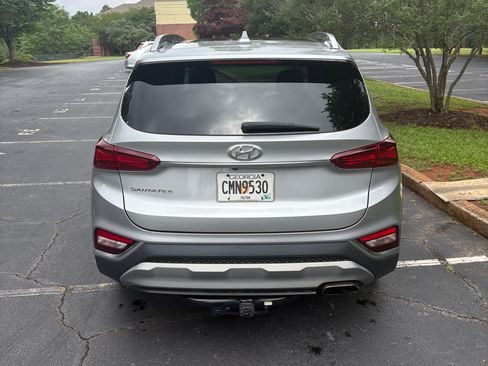 Used 2020 Hyundai Santa Fe SEL w/ Convenience + Premium Package FWD image 10