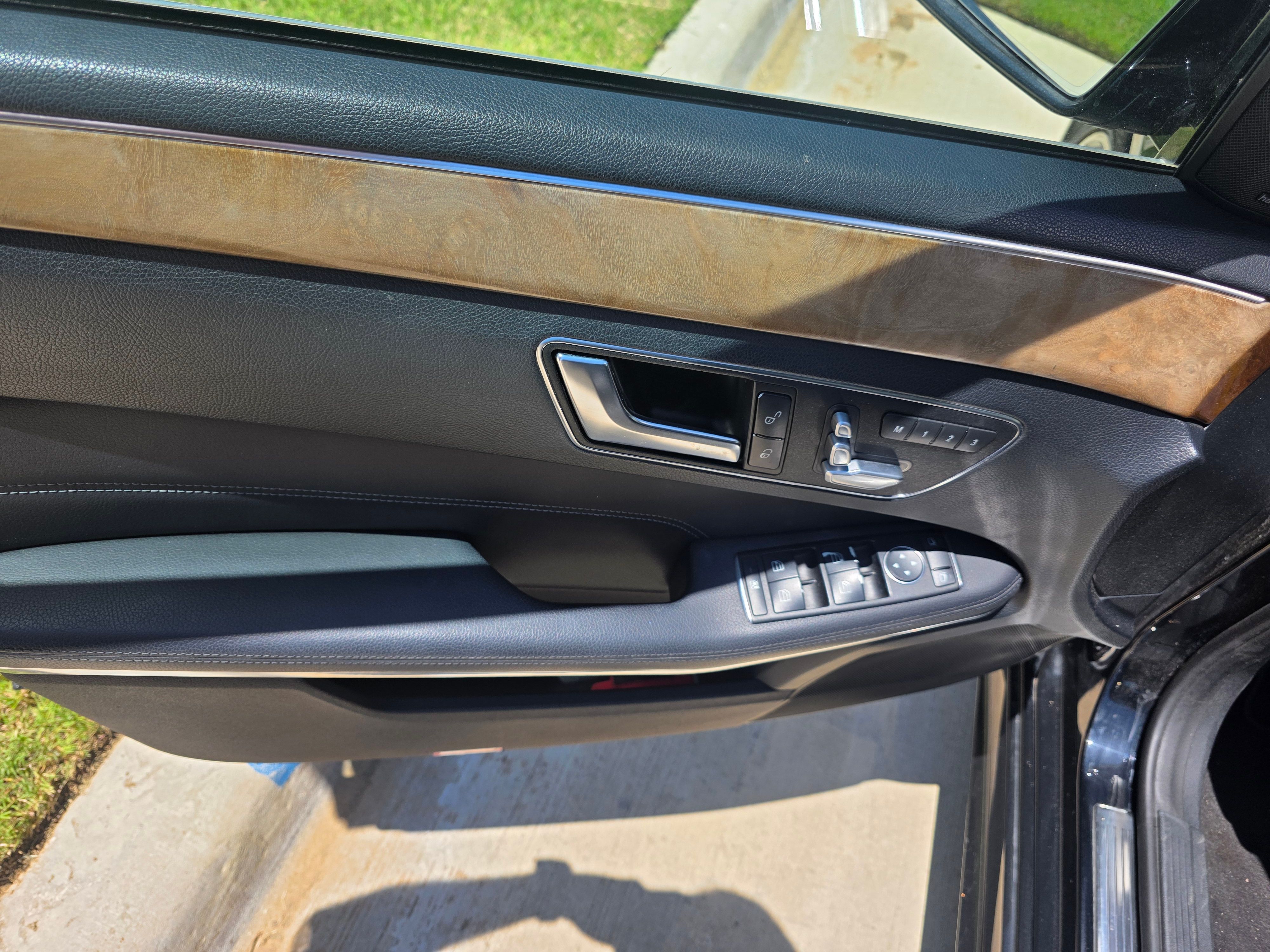 Used 2014 Mercedes-Benz E 350 Sedan image 13