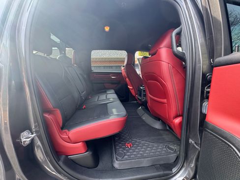 Used 2019 RAM 1500 Rebel image 17