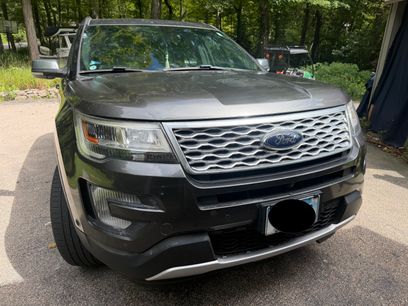 Used 2017 Ford Explorer Platinum