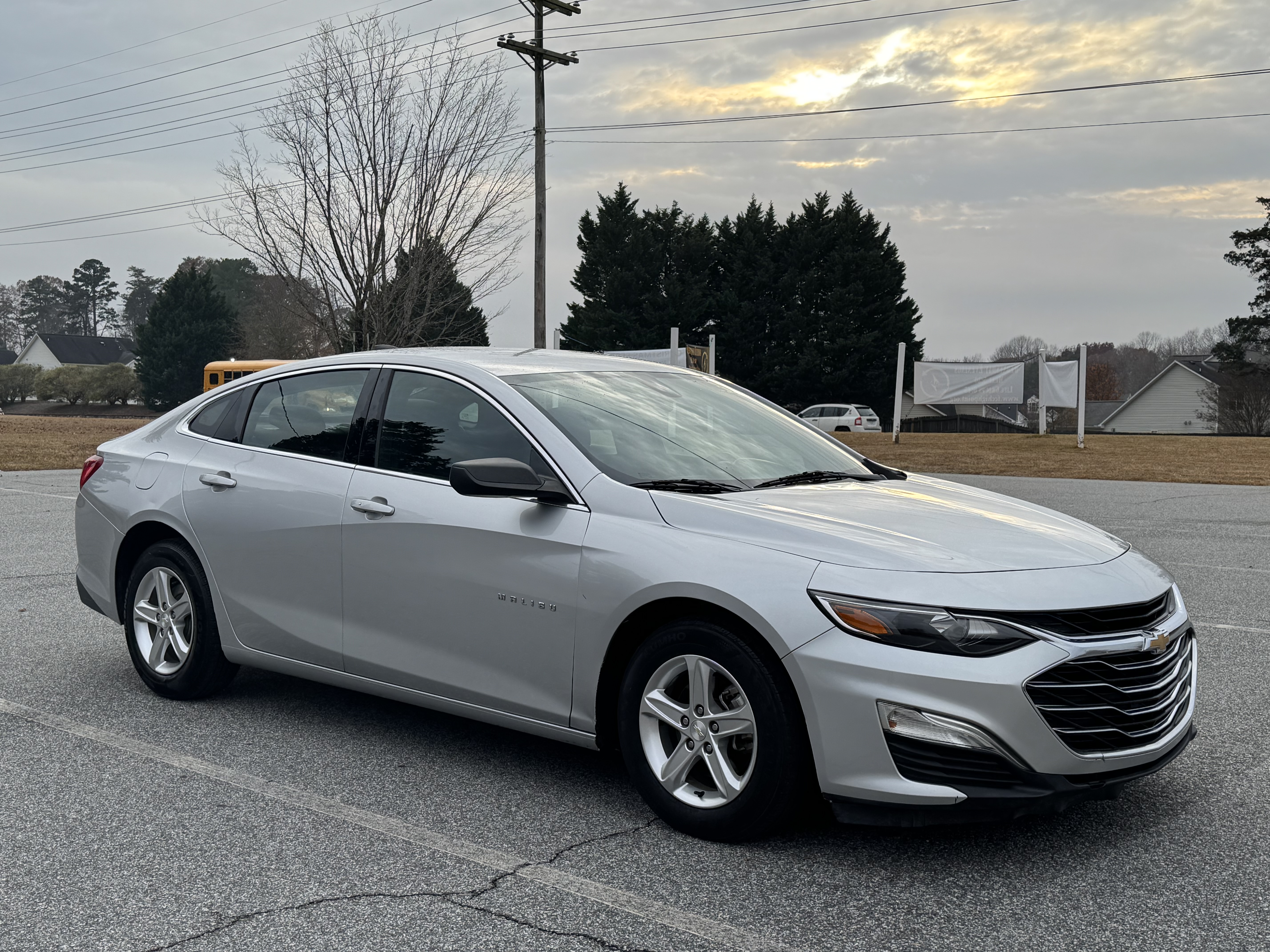 Used 2020 Chevrolet Malibu LS FWD image 8
