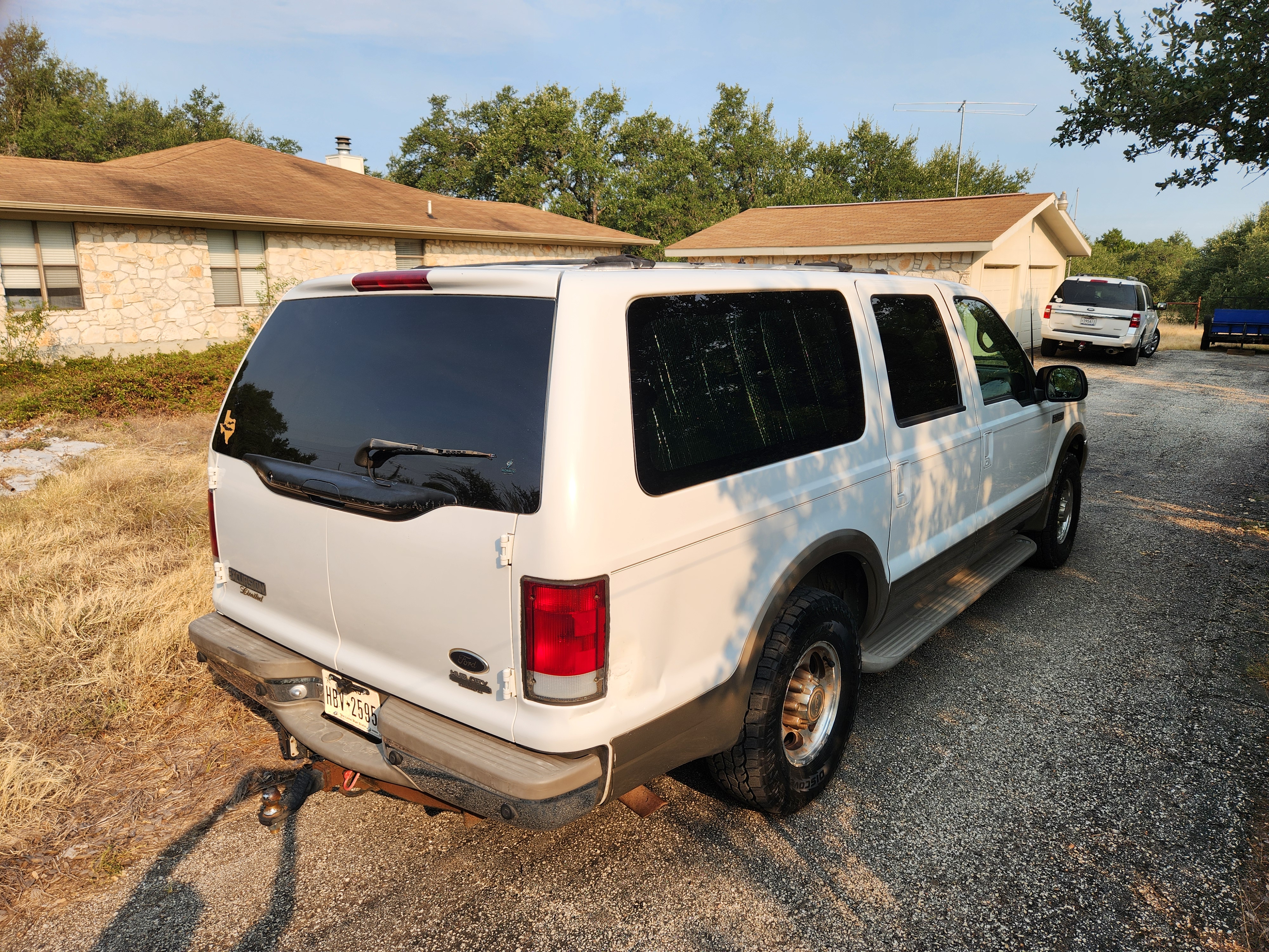 Used 2001 Ford Excursion Limited RWD image 8