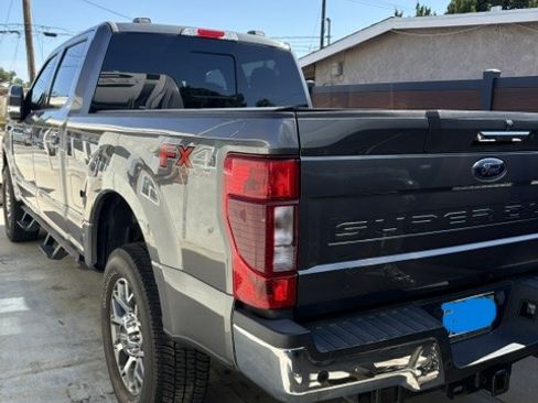 Used 2021 Ford F250 Lariat w/ Lariat Value Package AWD/4WD image 4