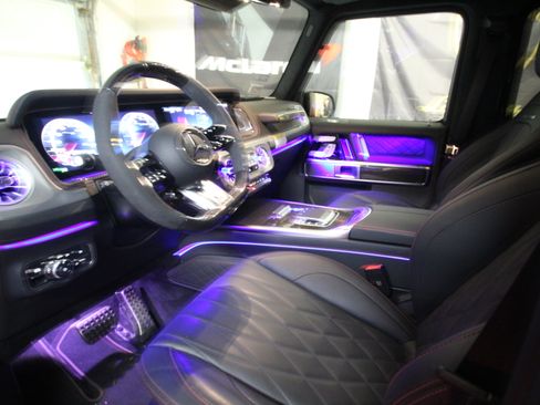 Used 2025 Mercedes-Benz G 63 AMG 4MATIC image 21