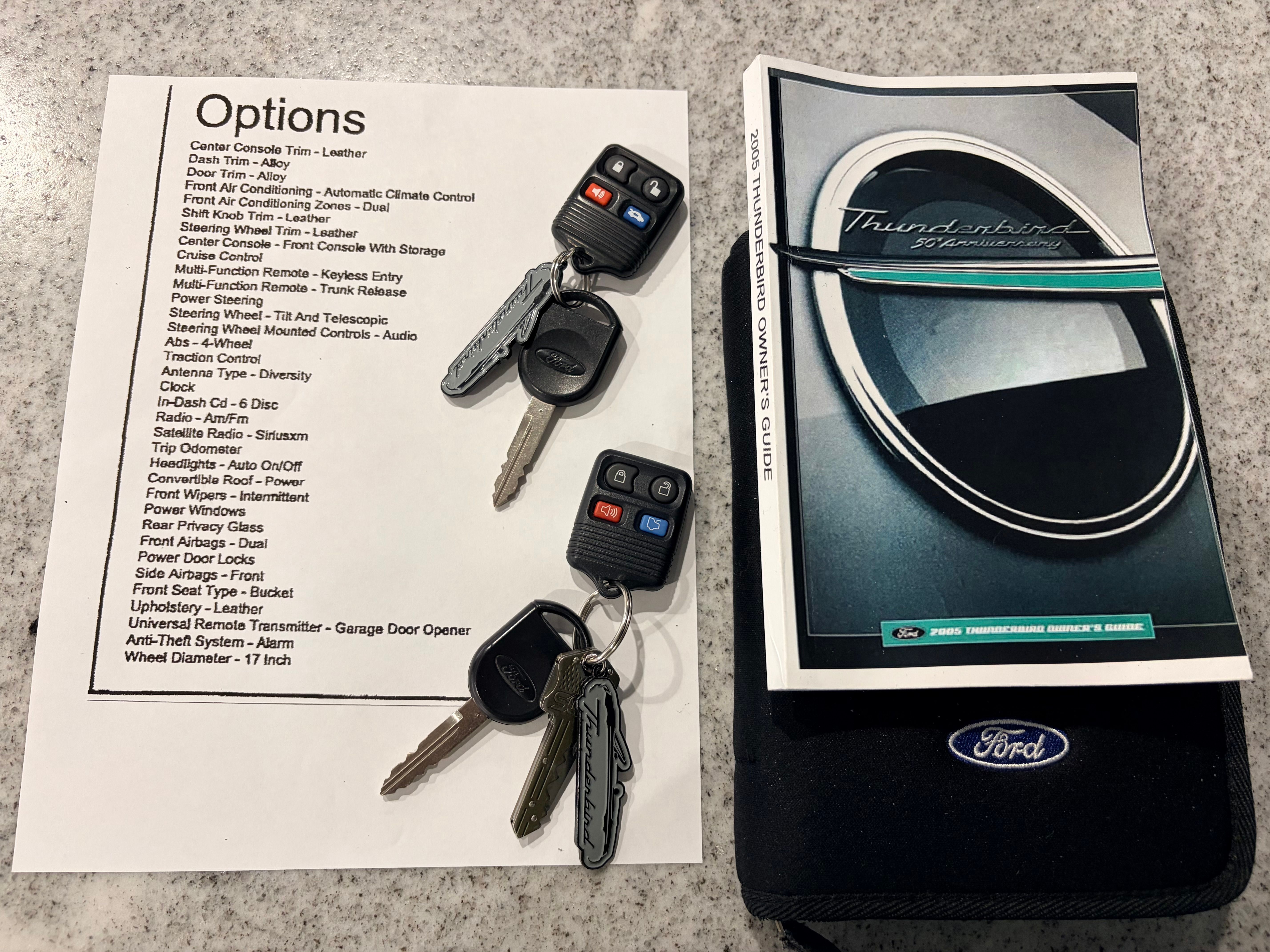 Used 2005 Ford Thunderbird RWD image 10