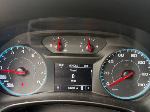 Used 2021 Chevrolet Equinox LS FWD image 6
