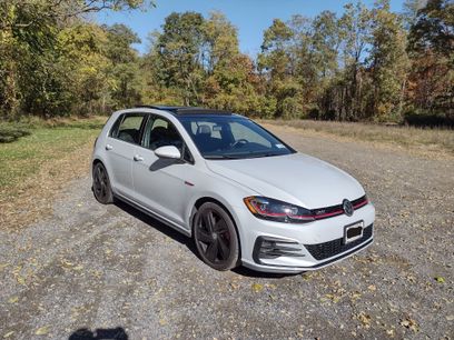 Used 2019 Volkswagen GTI SE