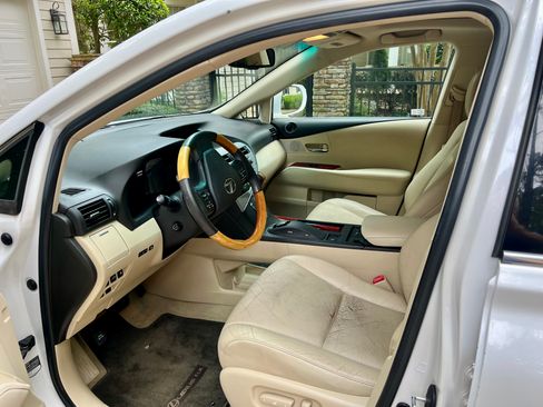 Used 2012 Lexus RX 350 FWD w/ Premium Pkg image 10