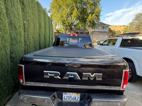 Used 2017 RAM 1500 Limited AWD/4WD image 6