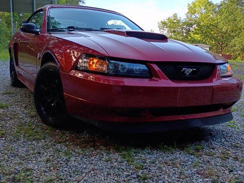 Used 2004 Ford Mustang GT image 4