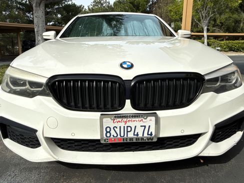 Used 2019 BMW 530e w/ M Sport Package image 2