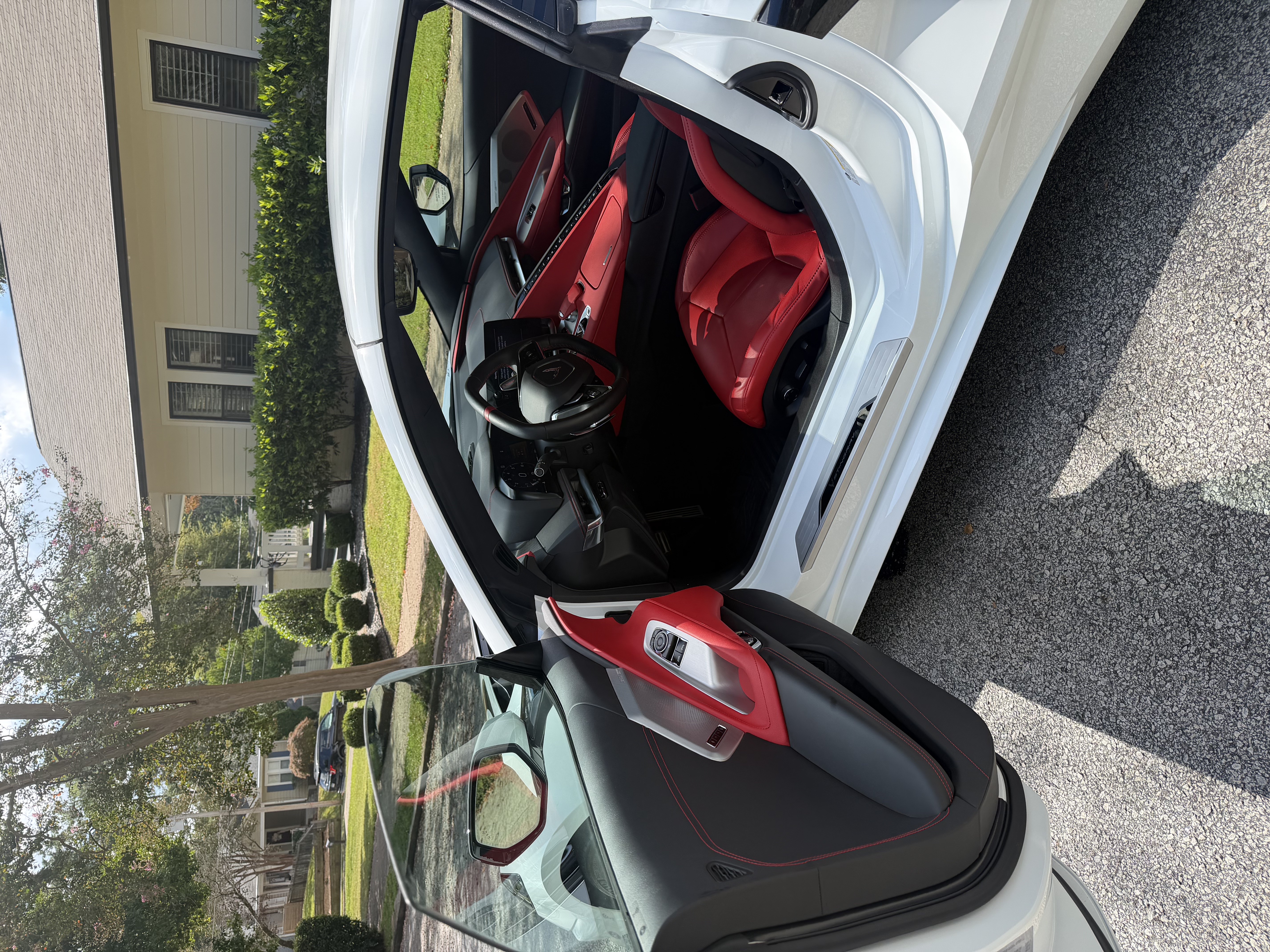 Used 2022 Chevrolet Corvette Stingray Preferred Cpe w/ Z51 Performance Package RWD image 11