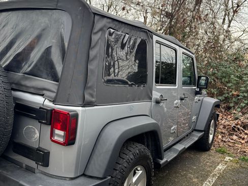 Used 2014 Jeep Wrangler Unlimited Sport w/ Quick Order Package 24S image 4