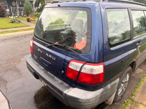Used 2002 Subaru Forester L AWD/4WD image 4