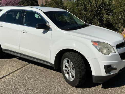 Used 2010 Chevrolet Equinox LS image 13