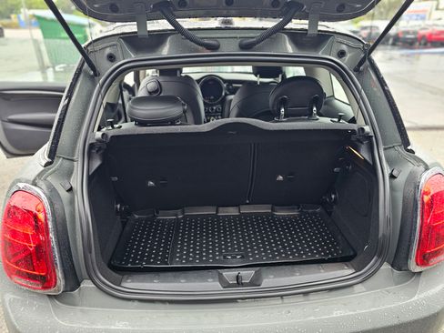 Used 2022 MINI Cooper SE image 5